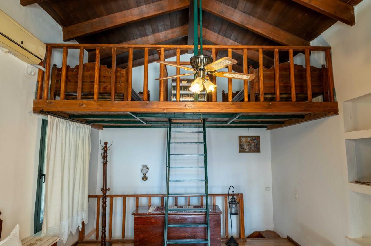 House Rachati ซารอส ภายนอก รูปภาพ
